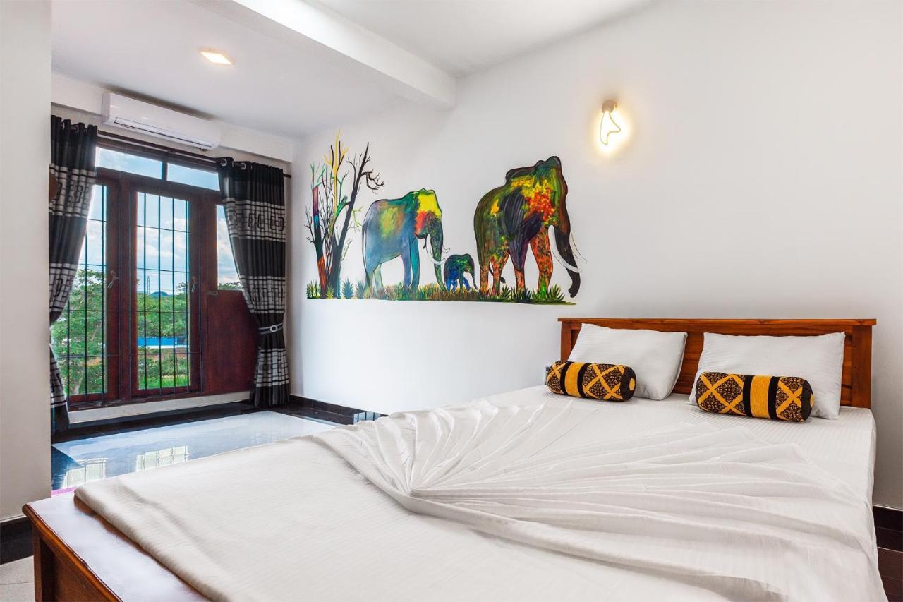 Gold Crown Residence Dambulla Eksteriør bilde